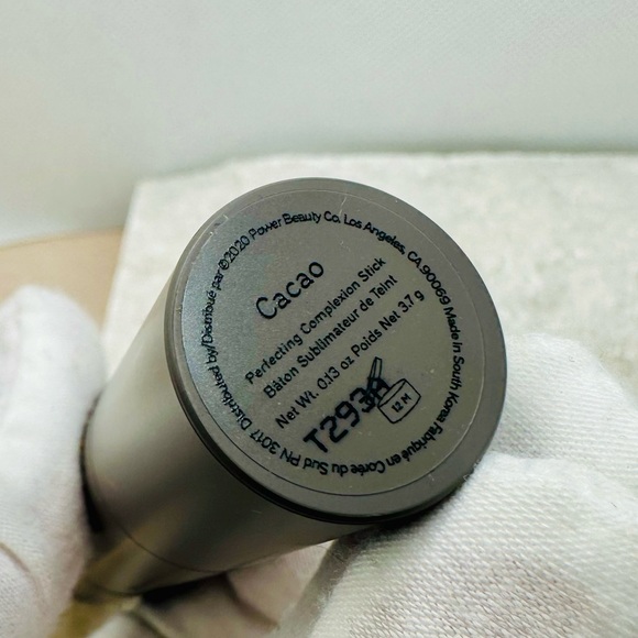 NEW! MERIT Cacao The Minimalist Perfecting Complexion Foundation/Concealer Stick - Picture 6 of 6